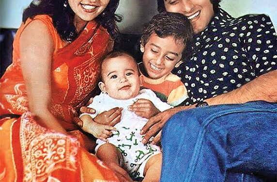 Akshaye’s Aura Farming Runs In The Family: Dhurandhar Swagger Meets Parsi Persian Roots & A Quirky Granduncle